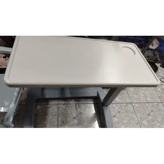 Mesa Con Ruedas Auxiliar Para Cama Nueva Cod7312 Asch