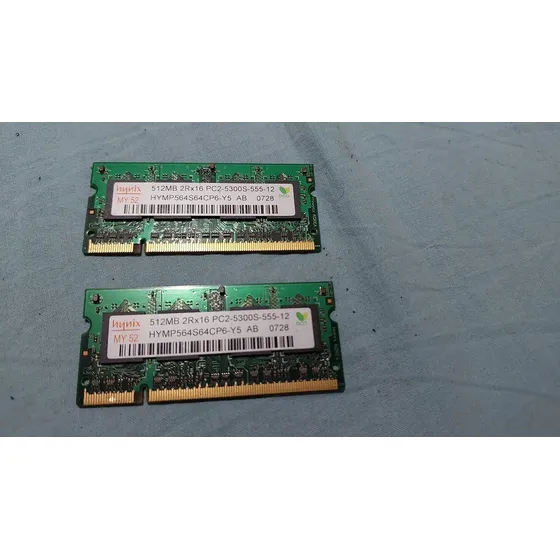 Memória Para Notebook Hynix 512mb Pc2-5300s-555-12 Ddr2 667