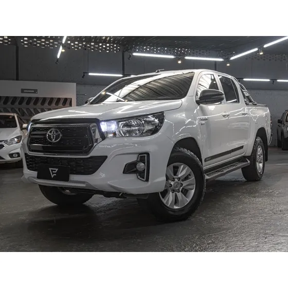 Toyota Hilux 2.7 Sr Cab. Dupla 4x2 Flex Aut. 4p