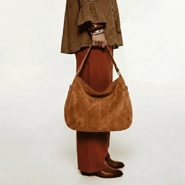 Bolsa Feminina De Couro Camurça Hobo Alça De Ombro Grande Marrom-claro Camurça Níquel