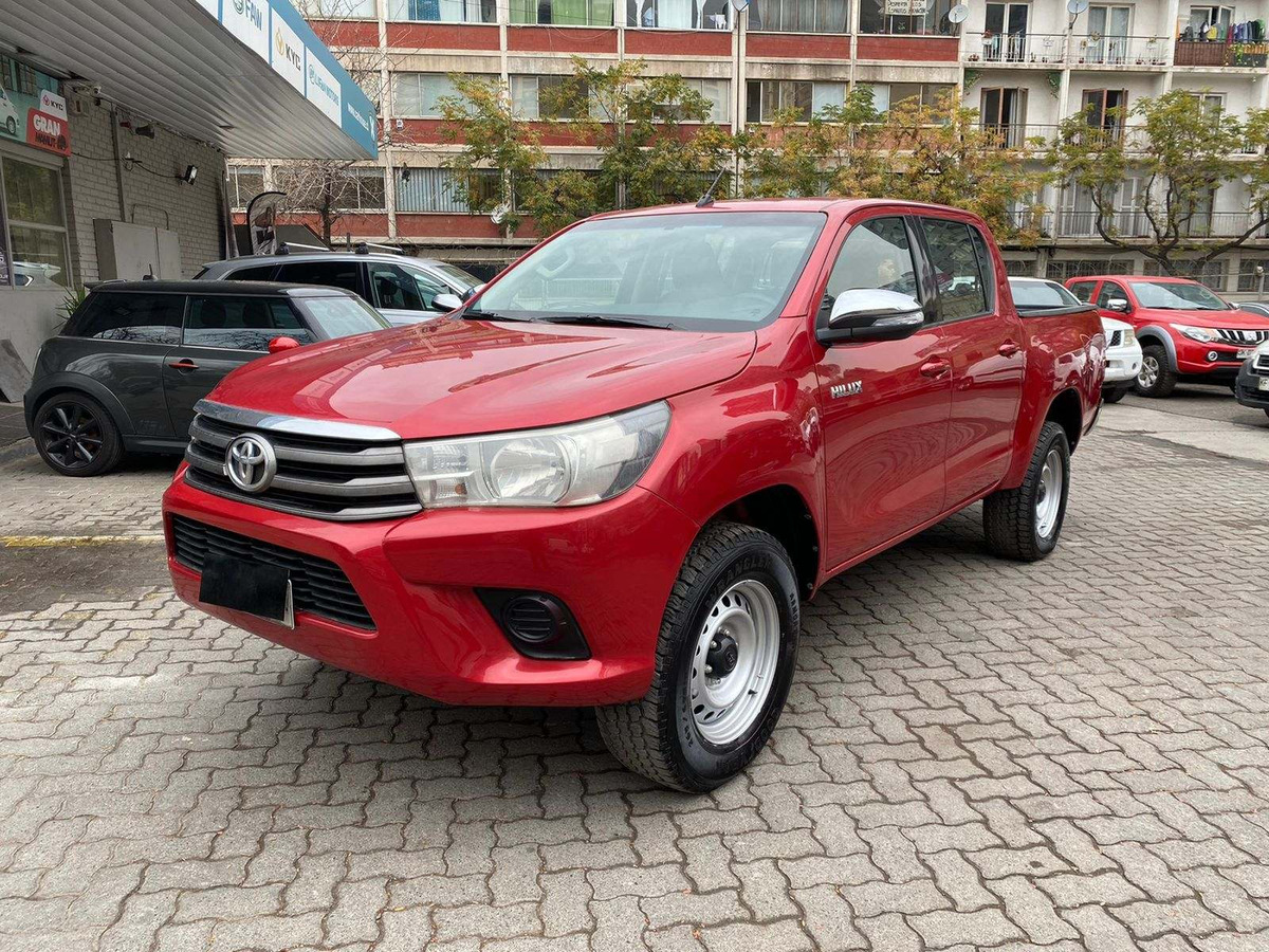 Toyota Hilux Sr 4x2 2.4 2019