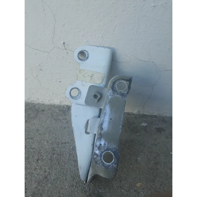 Bisagra Capot Izquierdo Luv Dmax 2005/13 Usado