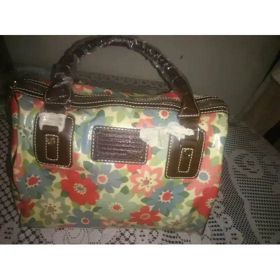 Bolsos Y Carteras Charo Garcia,aereopostale,ninewcondetalles