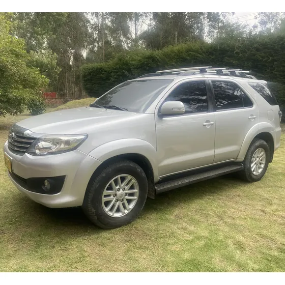 Toyota Fortuner 2013 2.7l 4x2