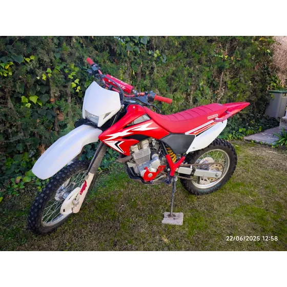 Honda Xr Tornado. Mod 2022. 8000km. Unico Dueño. No Permuto