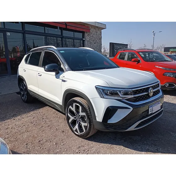 Volkswagen Taos 1.4 250 Tsi Highline At Bi Tono