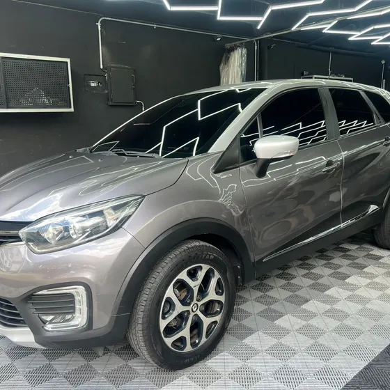 Renault Captur 2021 2.0 Intens At