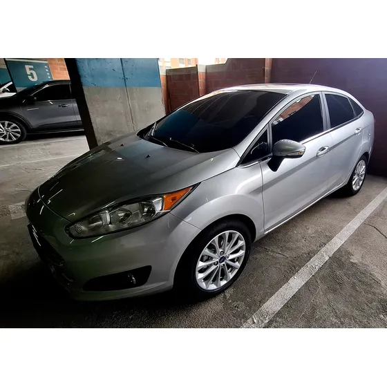 Ford Fiesta 1.6 Titanium At