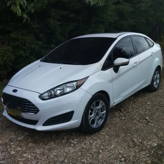 Ford Fiesta 2014 1.6 Hatchback Se