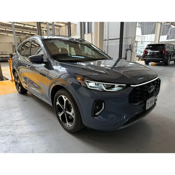 Ford Escape 198 St-line Elite 5p At