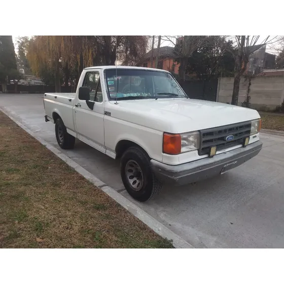 Ford F-100 3.9 D