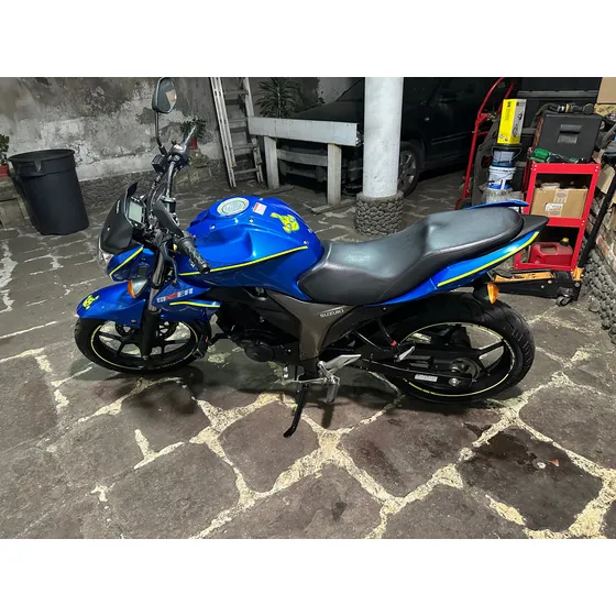 Vendo Suzuki Gixxer 155 Cc