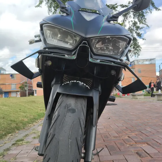 Yamaha R3