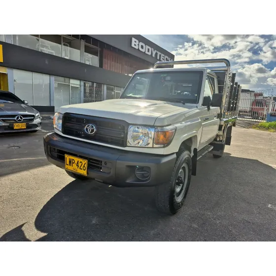 Toyota Land Cruiser 4.0 V6 Lc 70