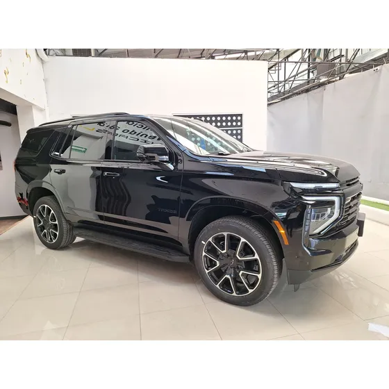 Chevrolet Tahoe 5.3 V8 Rst At