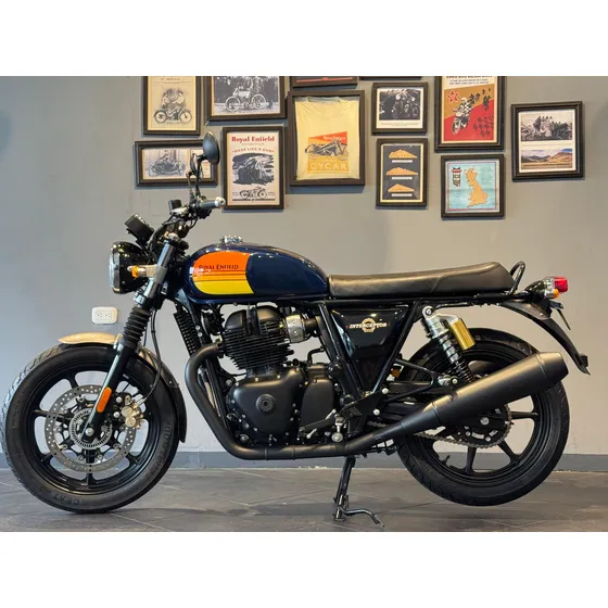 Royal Enfield Interceptor 650 Barcelona Blue