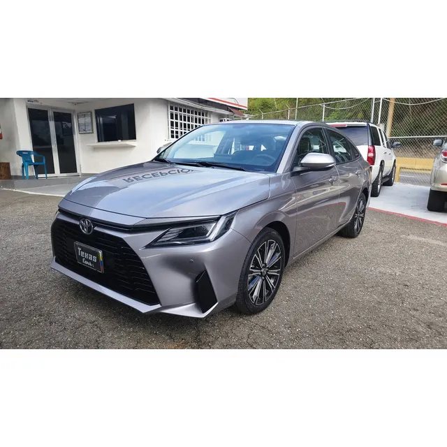 Toyota Yaris G Automático 2025