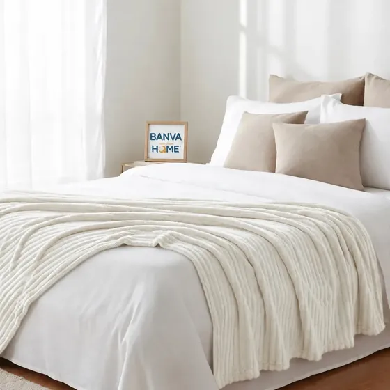 Frazada Manta Decorativa Color Crema Suave Piecera Cama Sillon Flannel Calentita Liviana Buen Grosor Lavable 150x130 Comoda