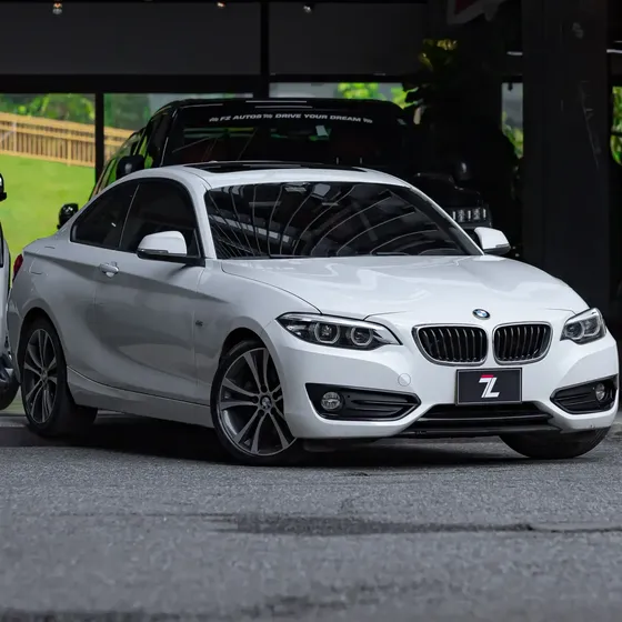 BMW Serie 2 2019 220i Coupé Sportline 2.0