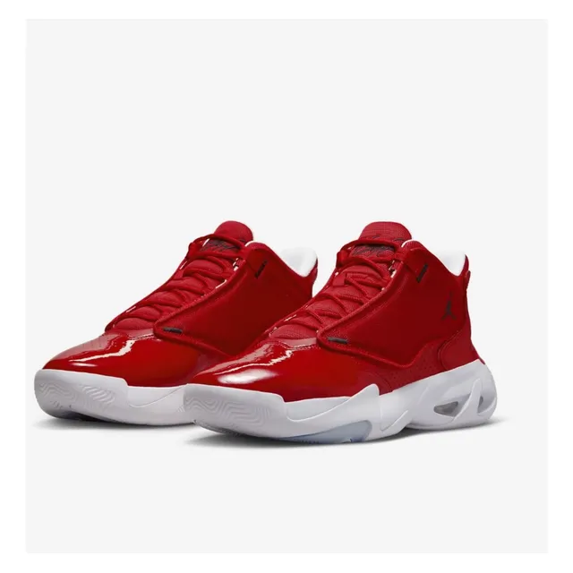 Nike Air Jordan Max Aura 4