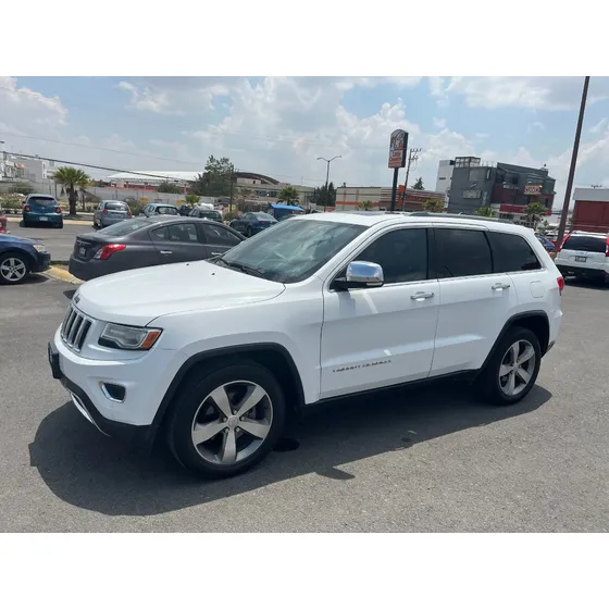 Jeep Grand Cherokee 5.7 Limited Lujo 4x2 Mt