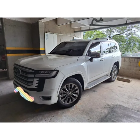 Toyota Hilux 2.4 Diésel 4x4