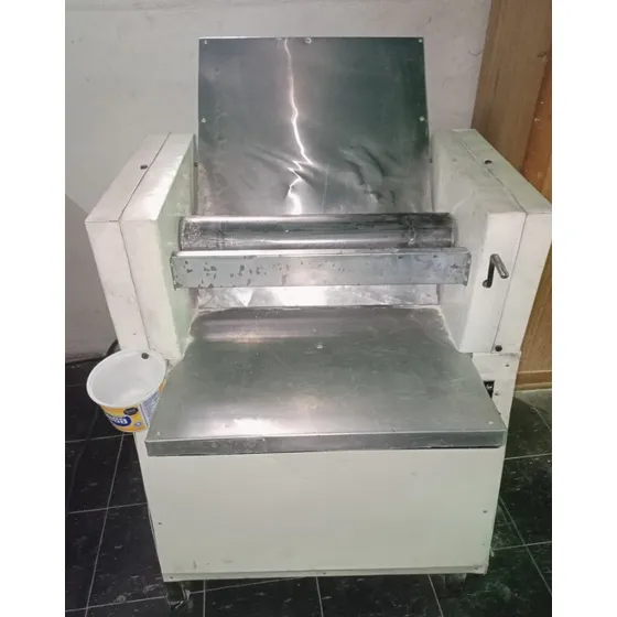 Sobadora Laminadora Corriente 110v Para 20 Kilos De Masa.