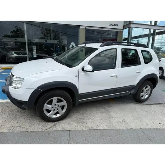 Renault Duster 2.0 Dynamic Media Nav At