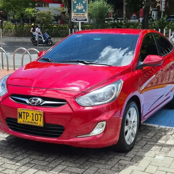 Hyundai Accent 2013 1.4 I25 At 4x2