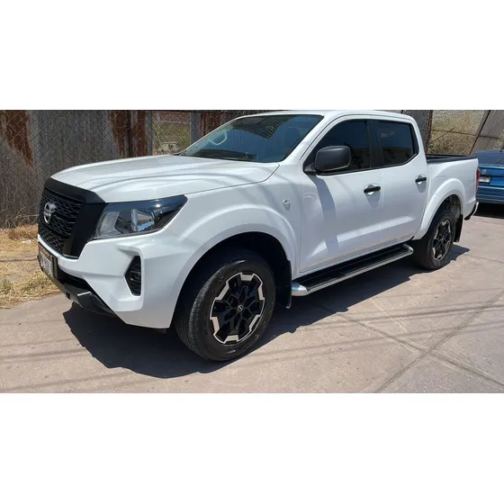 Nissan Frontier 2.5 Se Dc 4x2 Mt