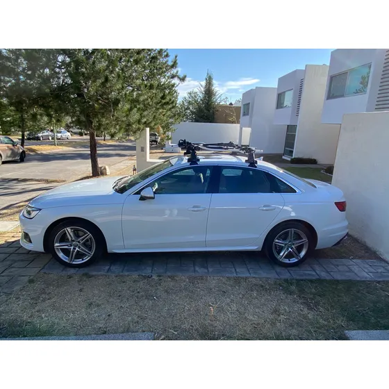 Audi A4 2.0 T Select 190hp Dsg