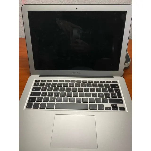 Macbook Air (13-inch, Early 2014)