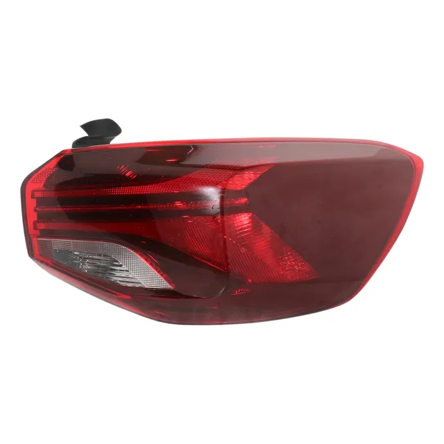 Faro Posterior Derecho Para Chevrolet Onix 1.4 A14xe 2022