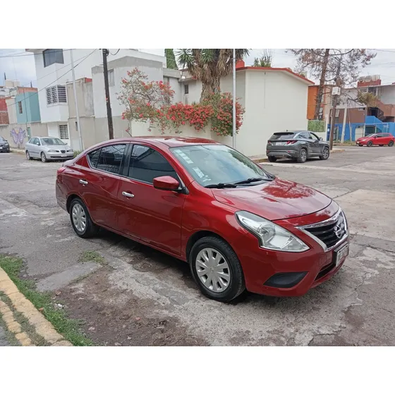 Nissan Versa 1.6 Sense At