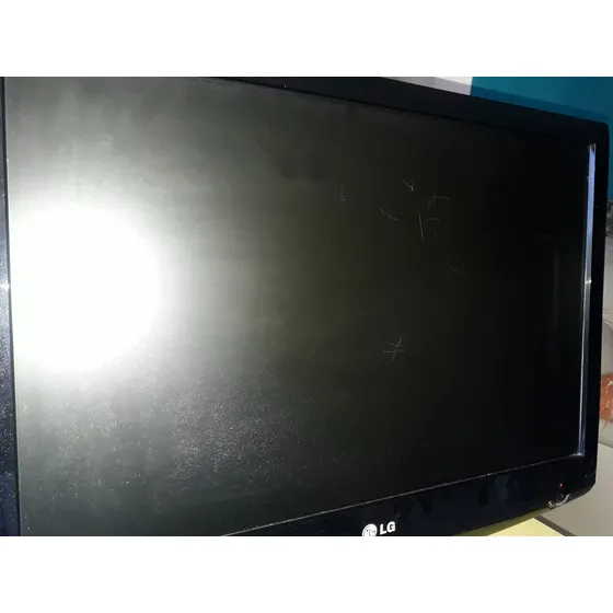 Televisor LG 22 Pulgadas. Modelo 22lg30r