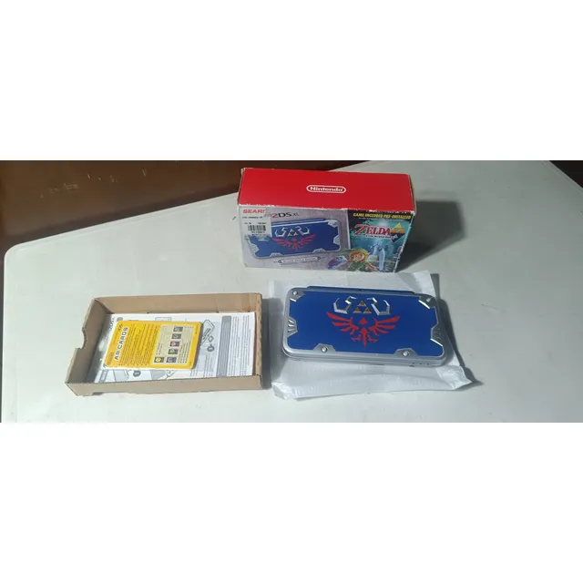 3ds New 2ds Xl Hylian Shield 64 Gb Lleno De Juegos Con Caja Gris