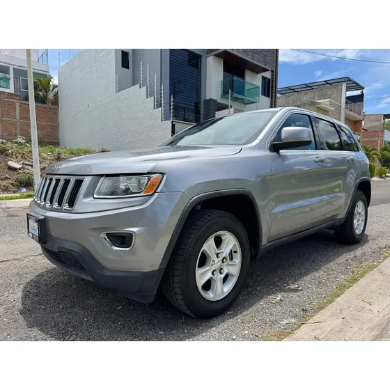 Jeep Grand Cherokee 3.7 Limited 3.6 4x2 At