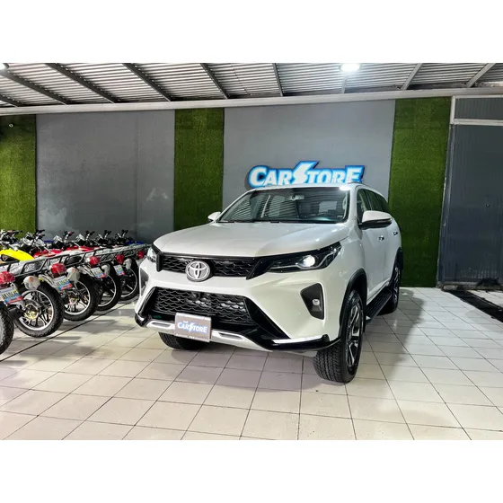 Toyota Fortuner Srx