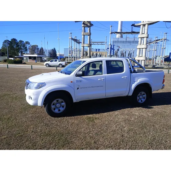 Toyota Hilux 3.0 Cd Sr 171 Cv 4x2