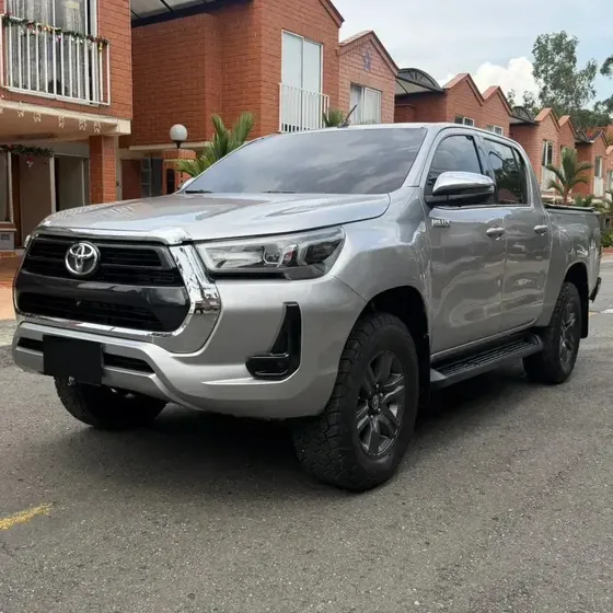 Toyota Hilux 2019 2.4l