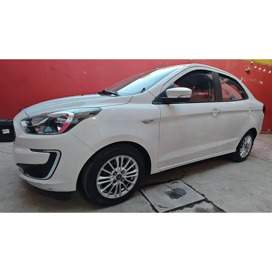 Ford Figo 1.5 Titanium Sedan At