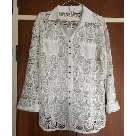 Blusa Blanca Brocada Manga Larga Talla 10. Perfecto Estado
