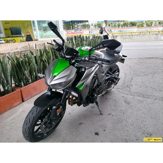 Kawasaki Z1000