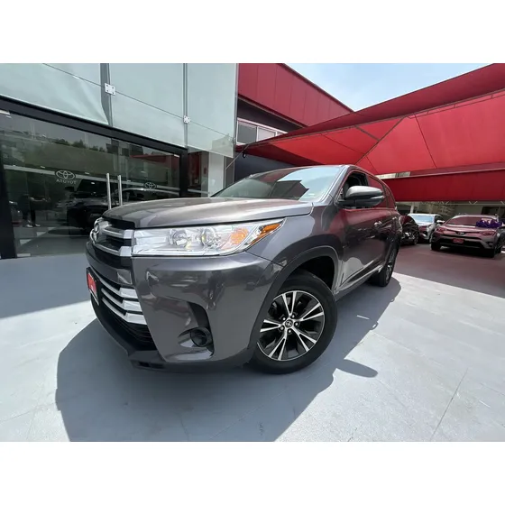 Toyota Highlander 3.5 Le At