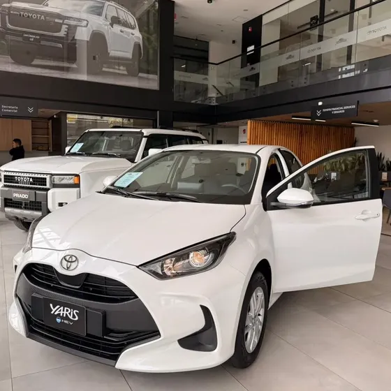 Toyota Yaris Híbrido 2027 1.5 Hev Xl