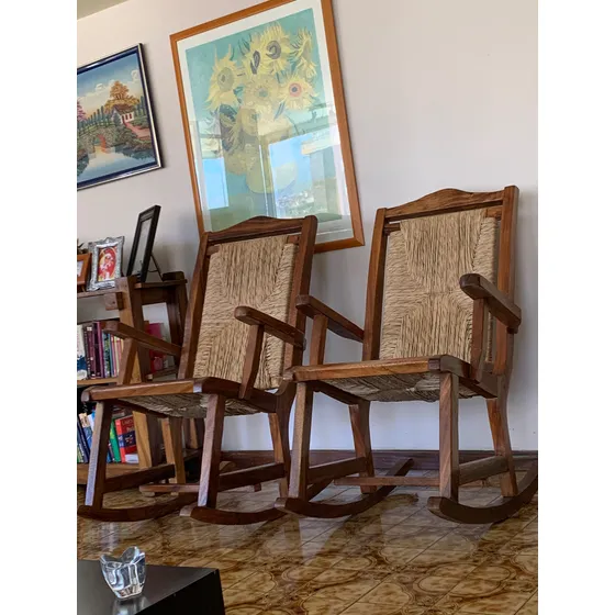 Silla Mecedora Tejida En Enea, Madera Saman