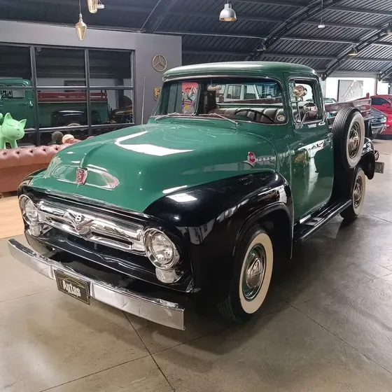 Ford F-100 1956