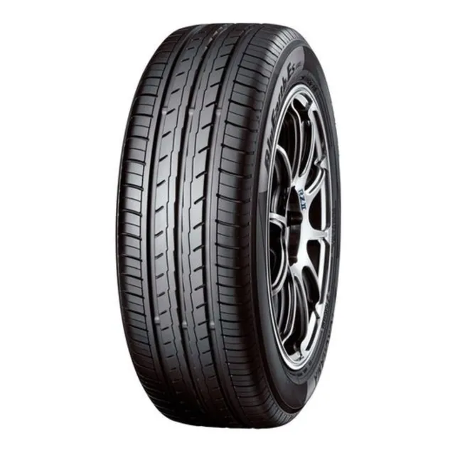 Neumático 175 70 R13 82t Bluearth Yokohama Es32