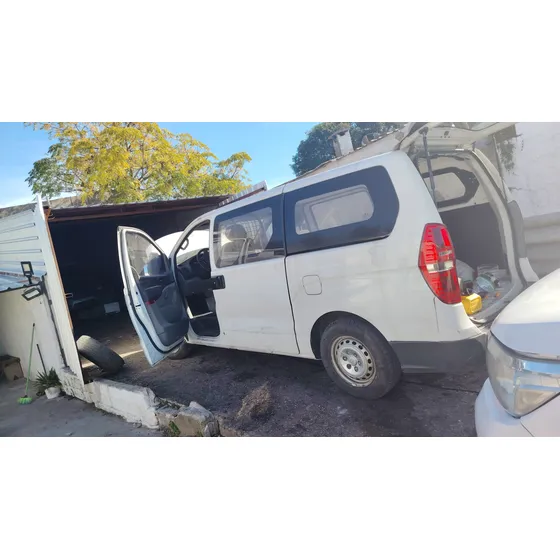 Hyundai H1 2.5 Premium 1 170cv