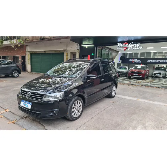 Volkswagen Suran 1.6 Trendline 11b